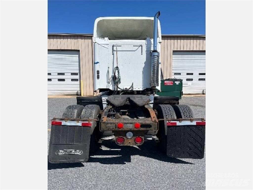 Freightliner CL112G Dragbilar