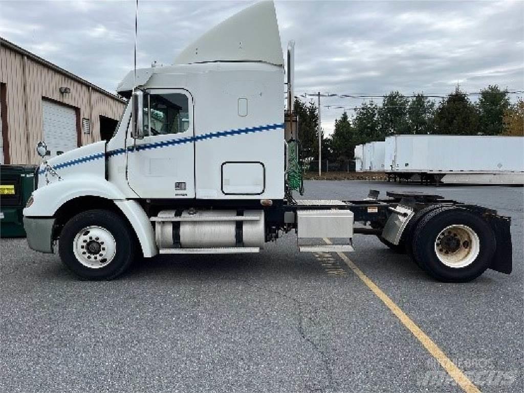 Freightliner CL112G Dragbilar