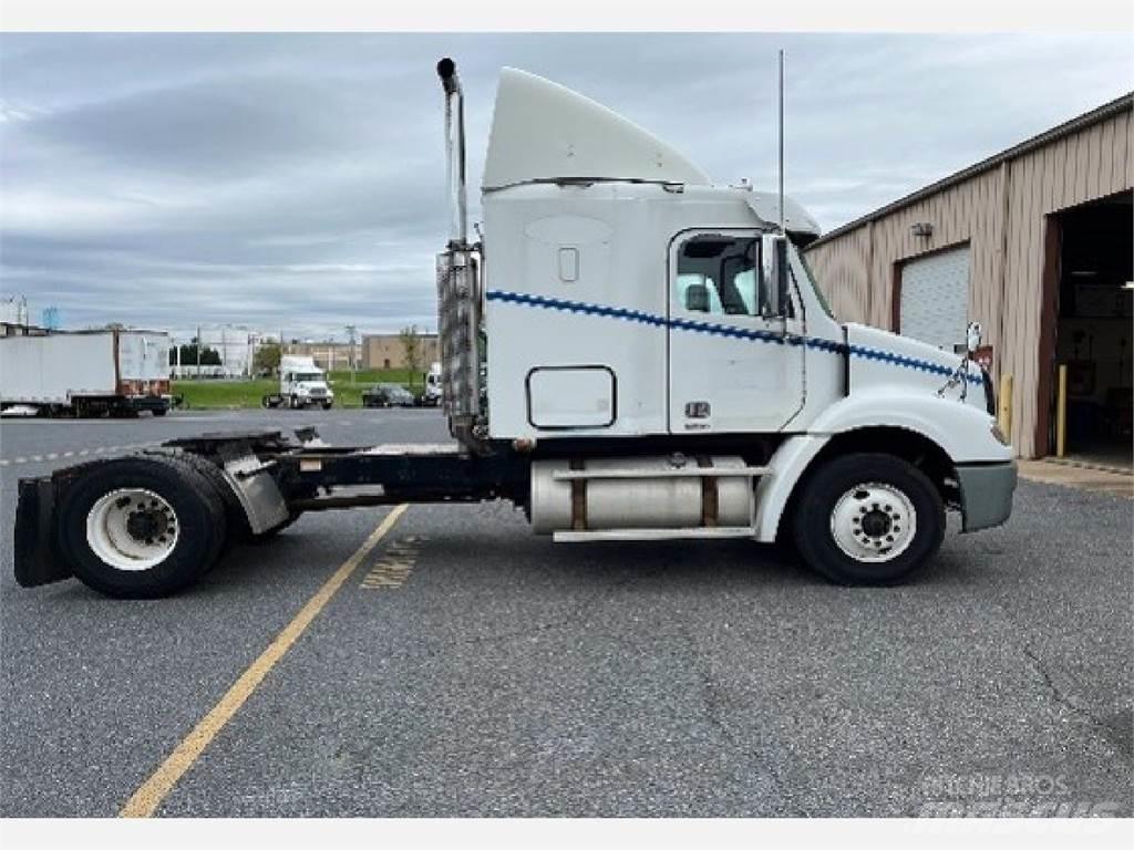 Freightliner CL112G Dragbilar