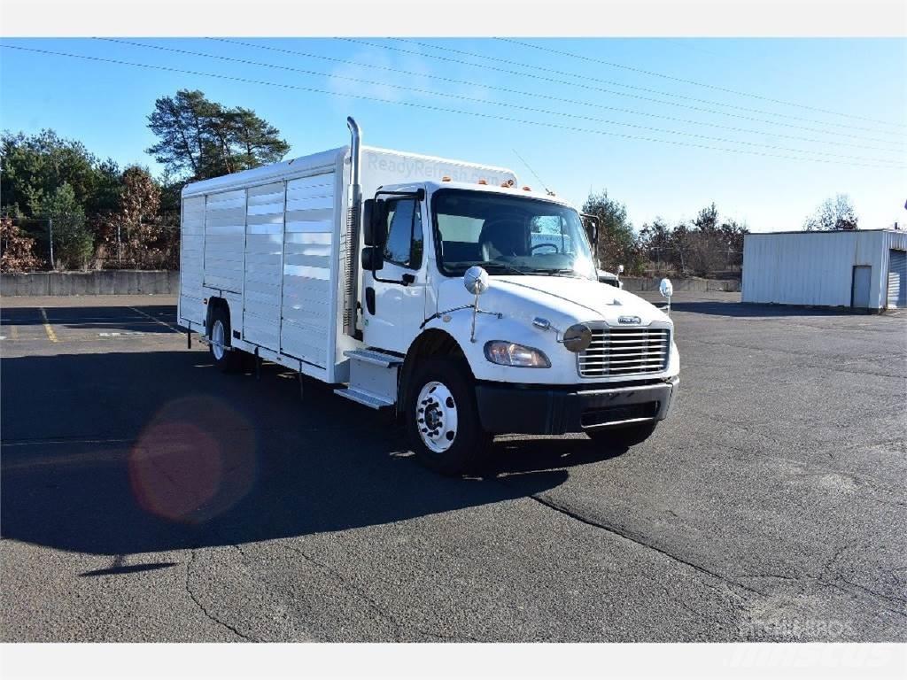 Freightliner M2 Lastbilar för dryckesleveranser