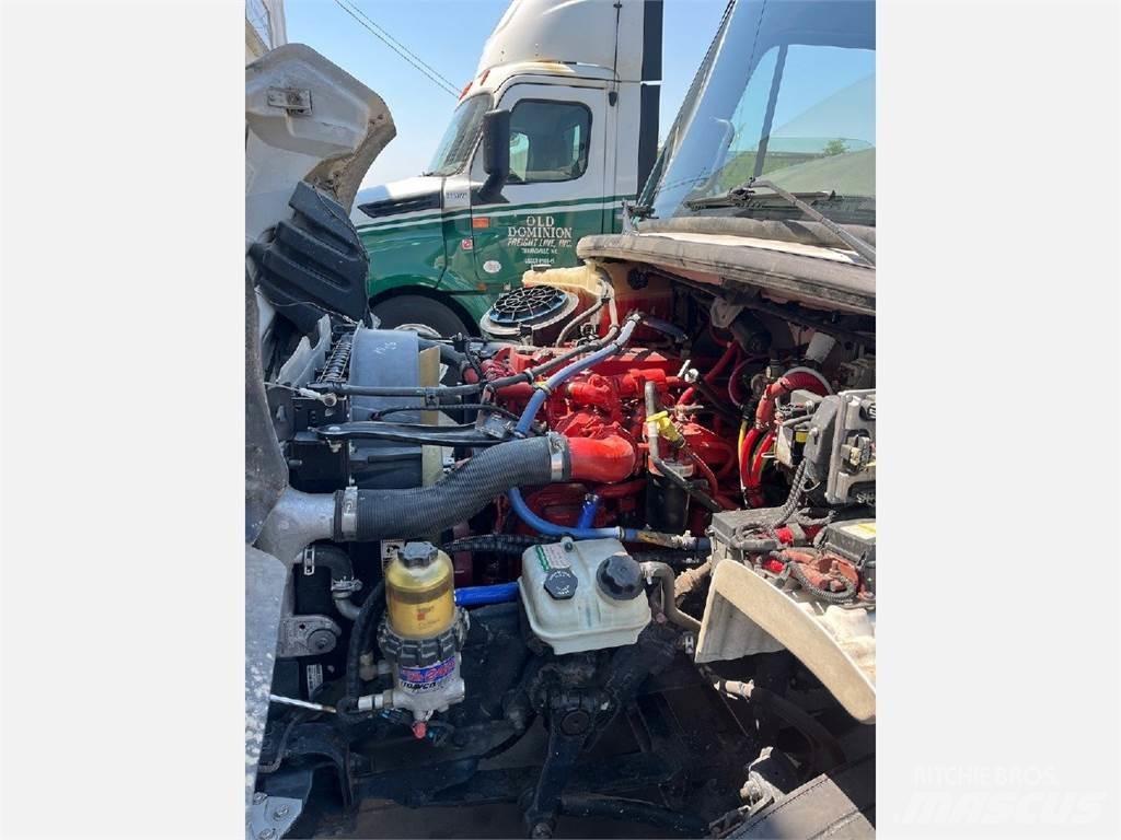 Freightliner M2 Lastbilar för dryckesleveranser
