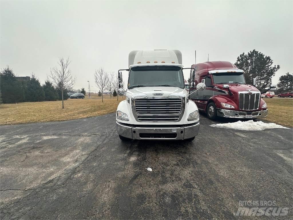 Freightliner M2 Skåpbilar