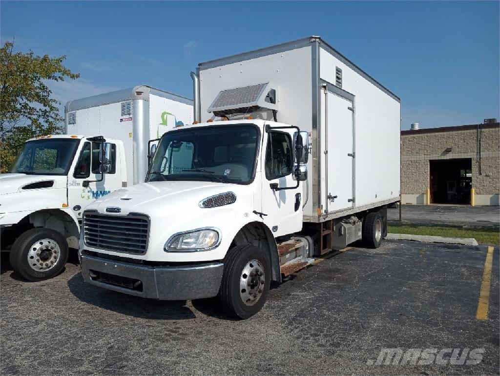 Freightliner M2-106 Skåpbilar