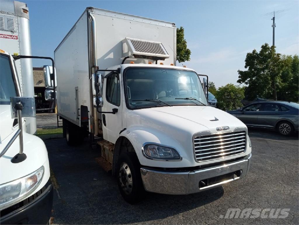Freightliner M2-106 Skåpbilar