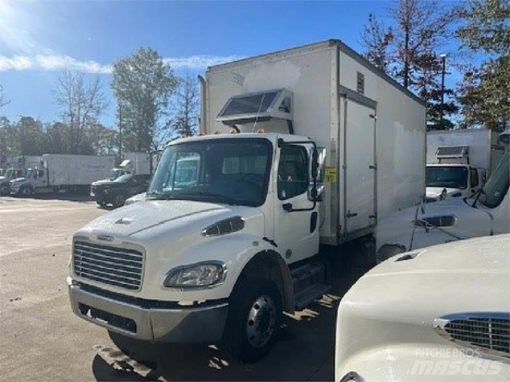 Freightliner M2-106 Skåpbilar