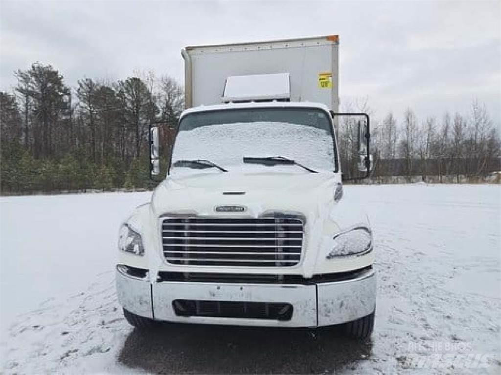 Freightliner M2-106 Skåpbilar