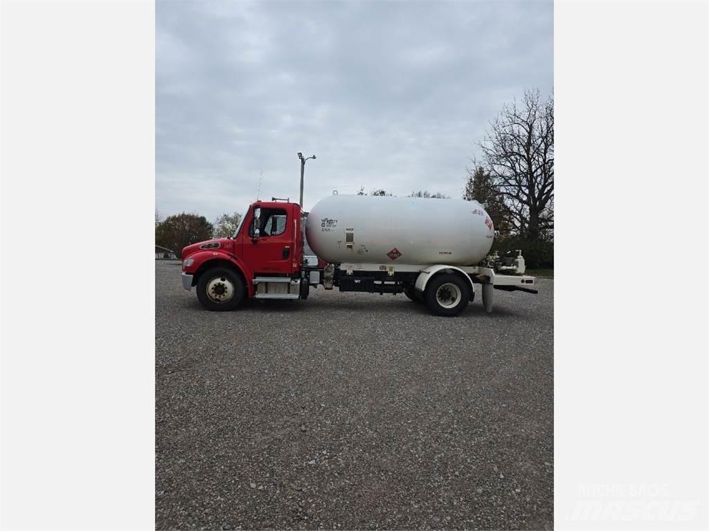 Freightliner M2 106 Övriga bilar