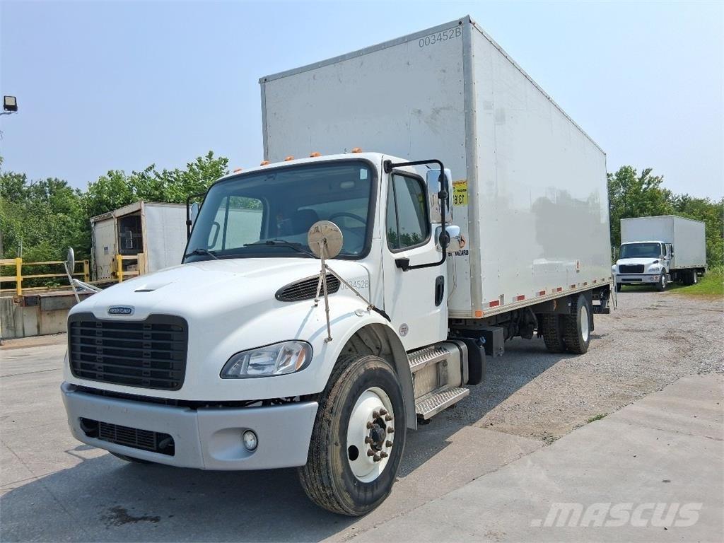 Freightliner M2-106 Skåpbilar