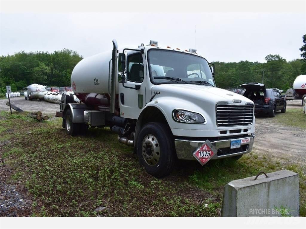 Freightliner M2-106 Övriga bilar