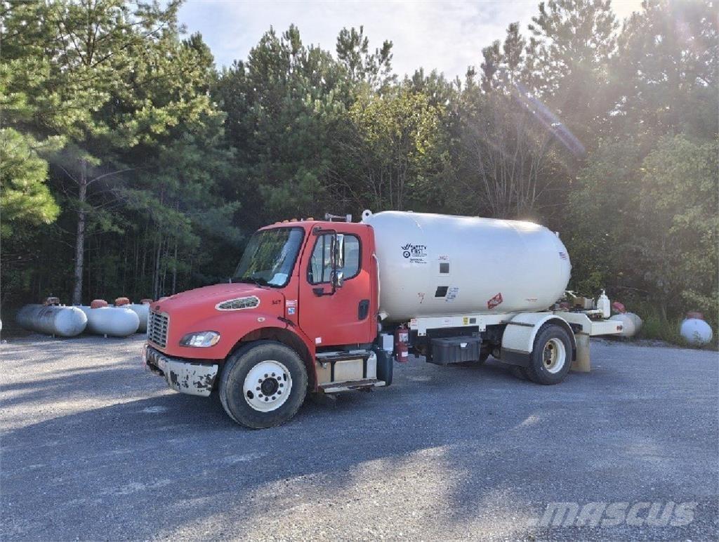 Freightliner M2 106 Övriga bilar