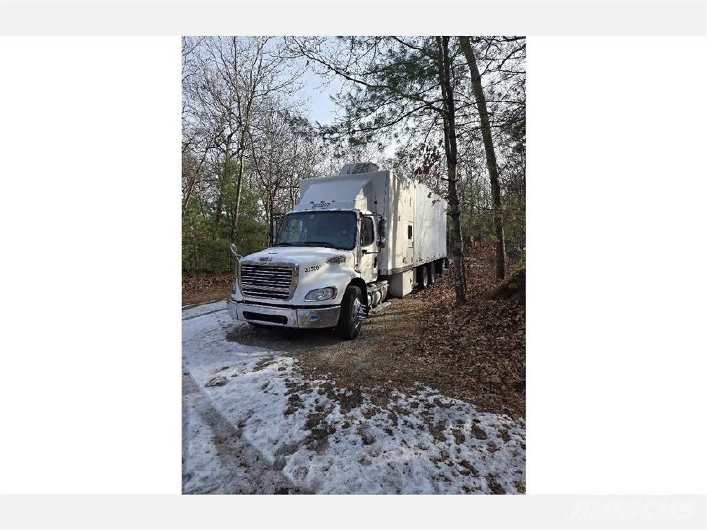 Freightliner M2-112 Skåpbilar