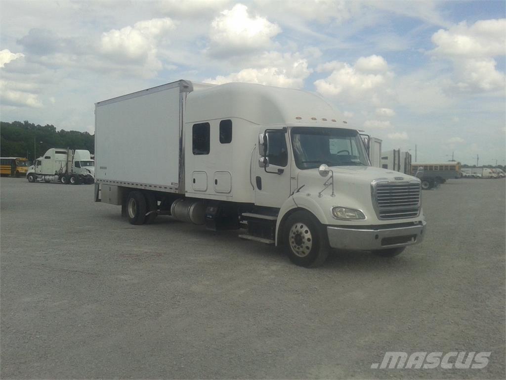 Freightliner M2-112 Skåpbilar