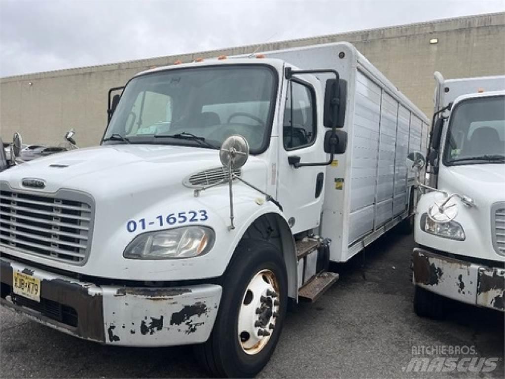 Freightliner M2106 Lastbilar för dryckesleveranser