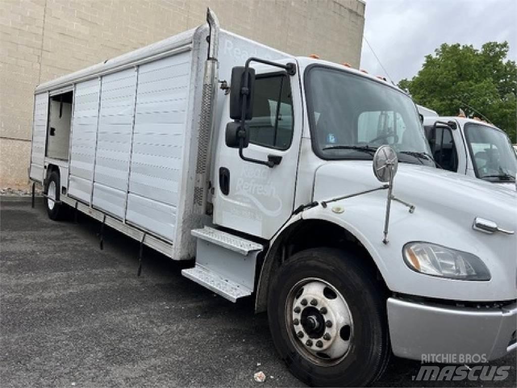 Freightliner M2106 Lastbilar för dryckesleveranser