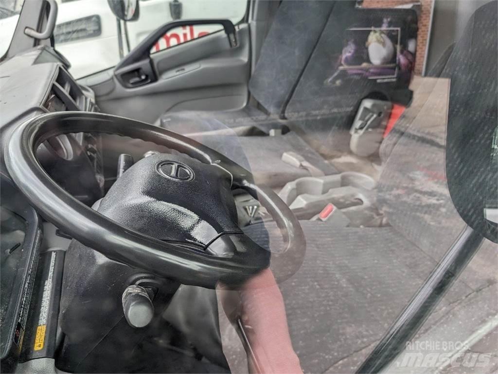 Hino 195 Skåpbilar Kyl/Frys/Värme