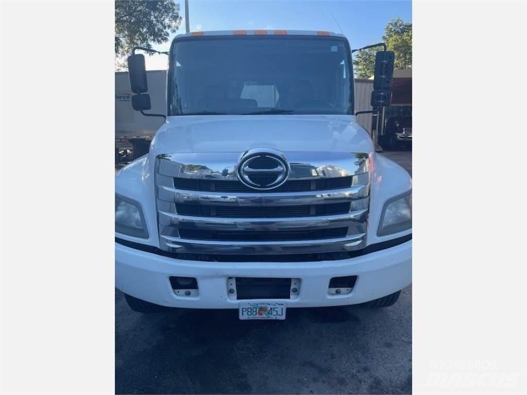 Hino 338 Flakbilar