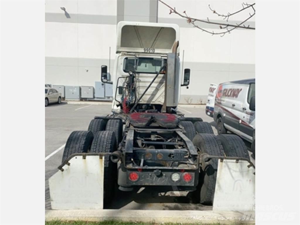 International LT Dragbilar