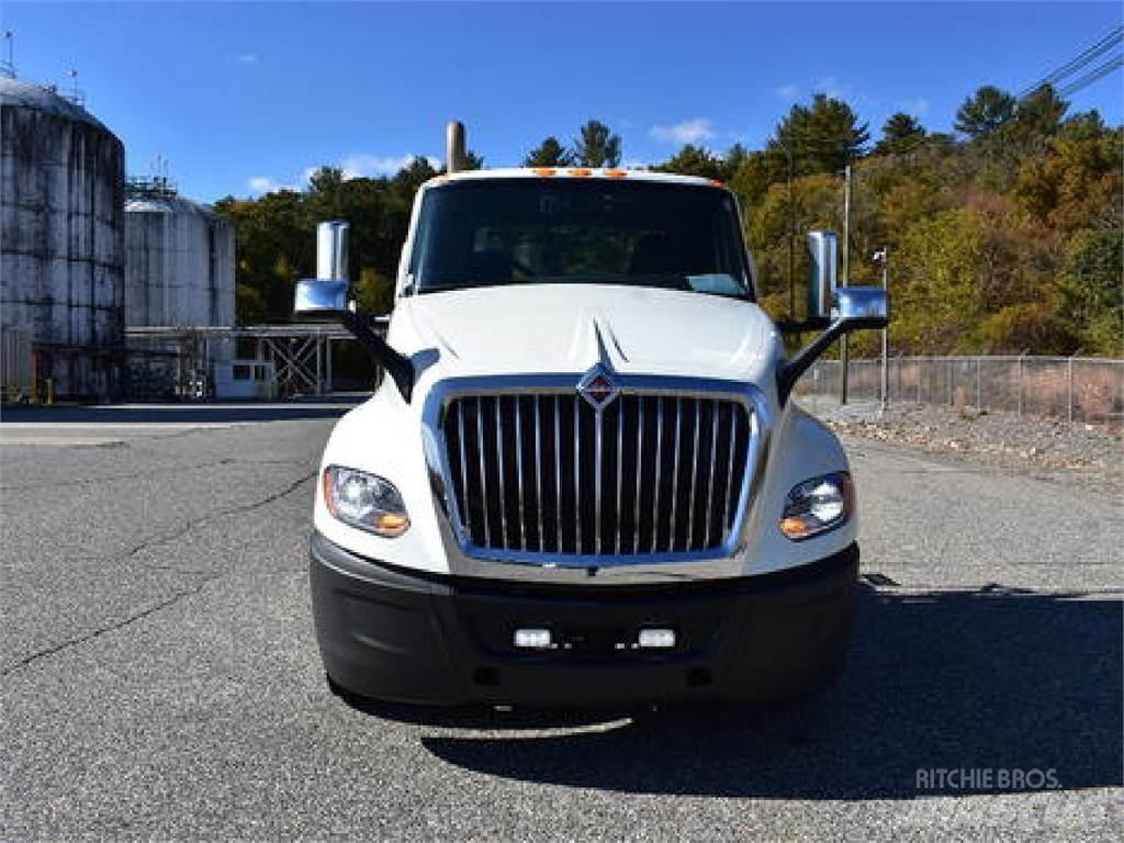 International LT625 Dragbilar
