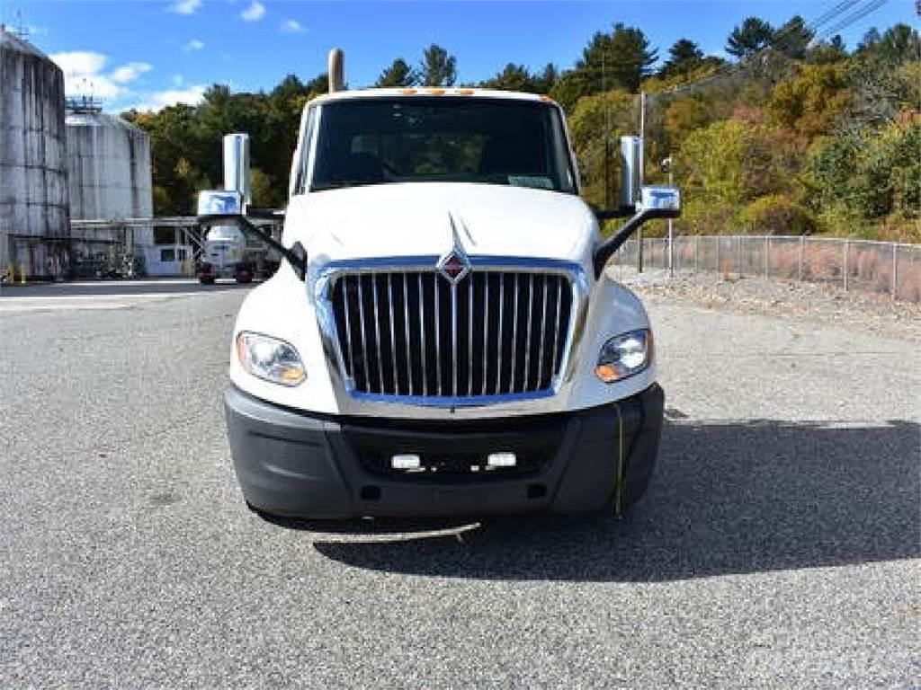 International LT625 Dragbilar