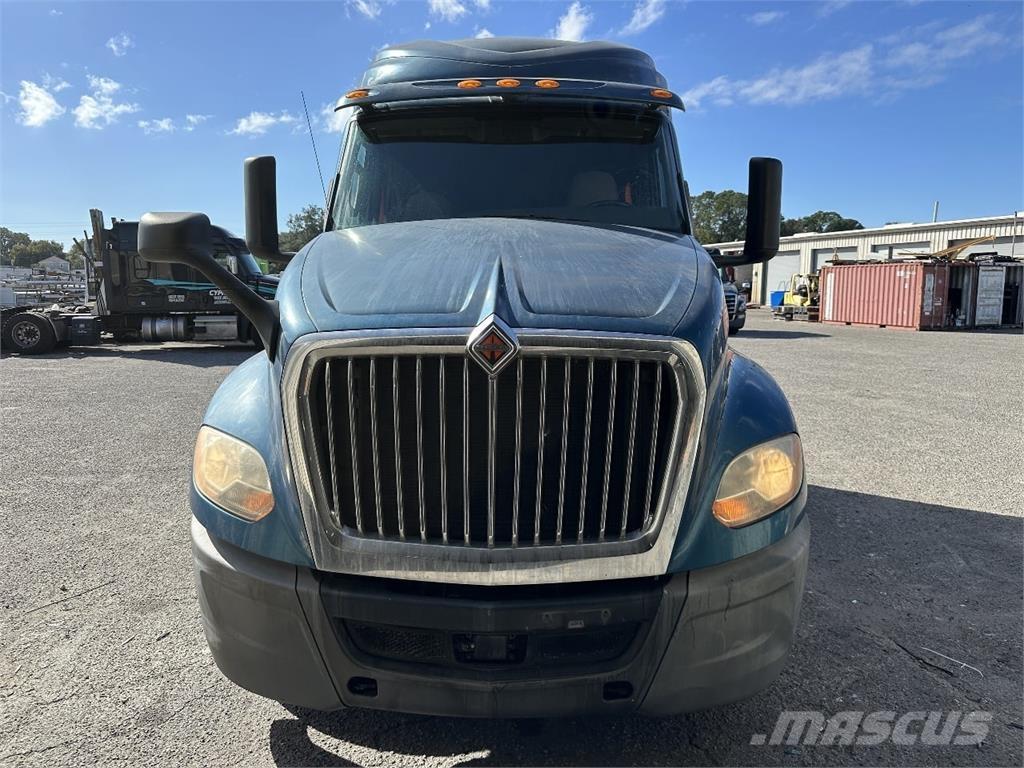 International LT625 Dragbilar