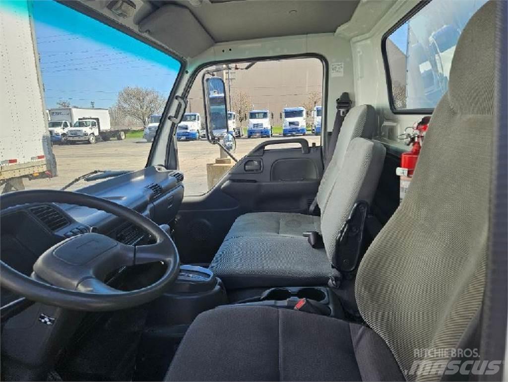 Isuzu NPR Skåpbilar