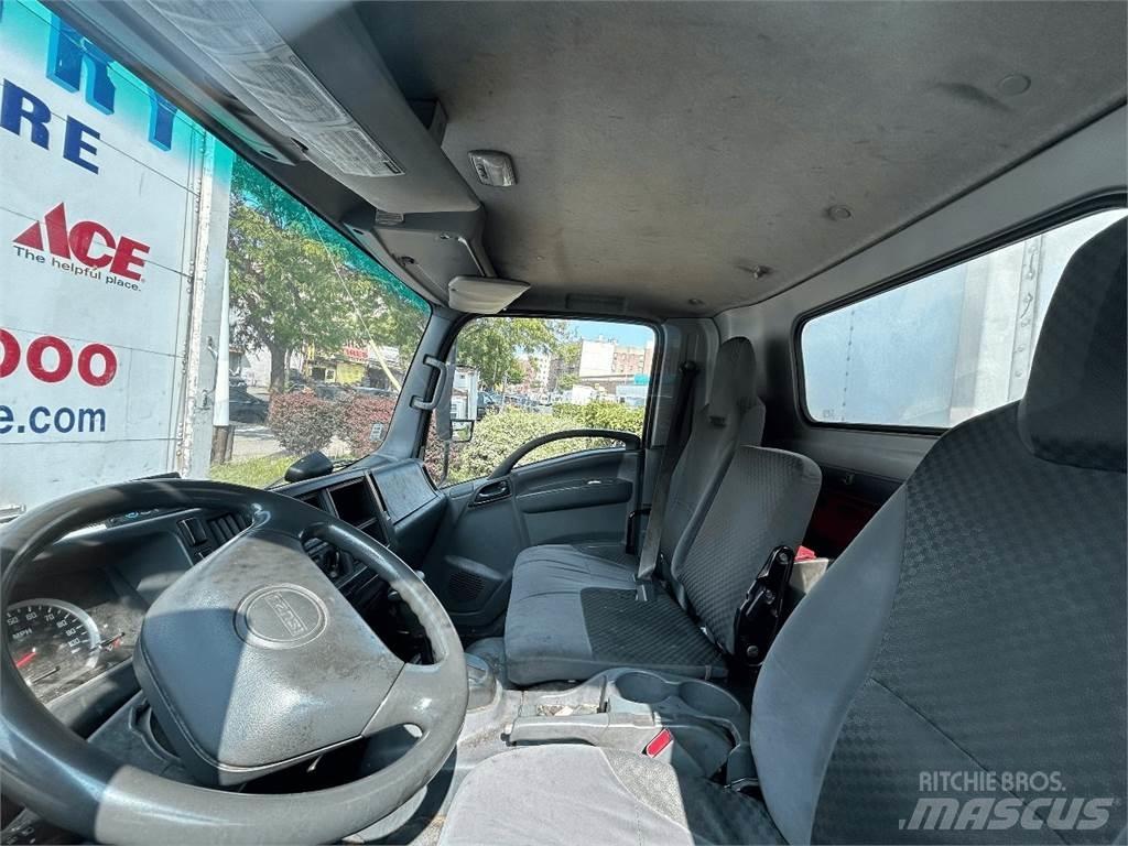 Isuzu NQR Skåpbilar Kyl/Frys/Värme