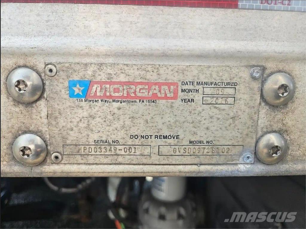 Kenworth K370 Skåpbilar