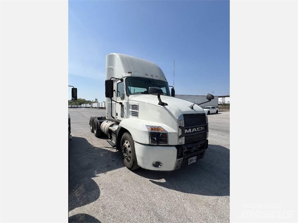 Mack Anthem AN64T Dragbilar