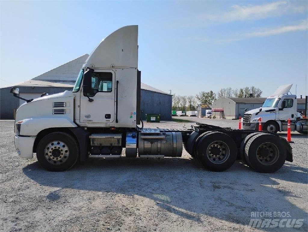 Mack Anthem AN64T Dragbilar