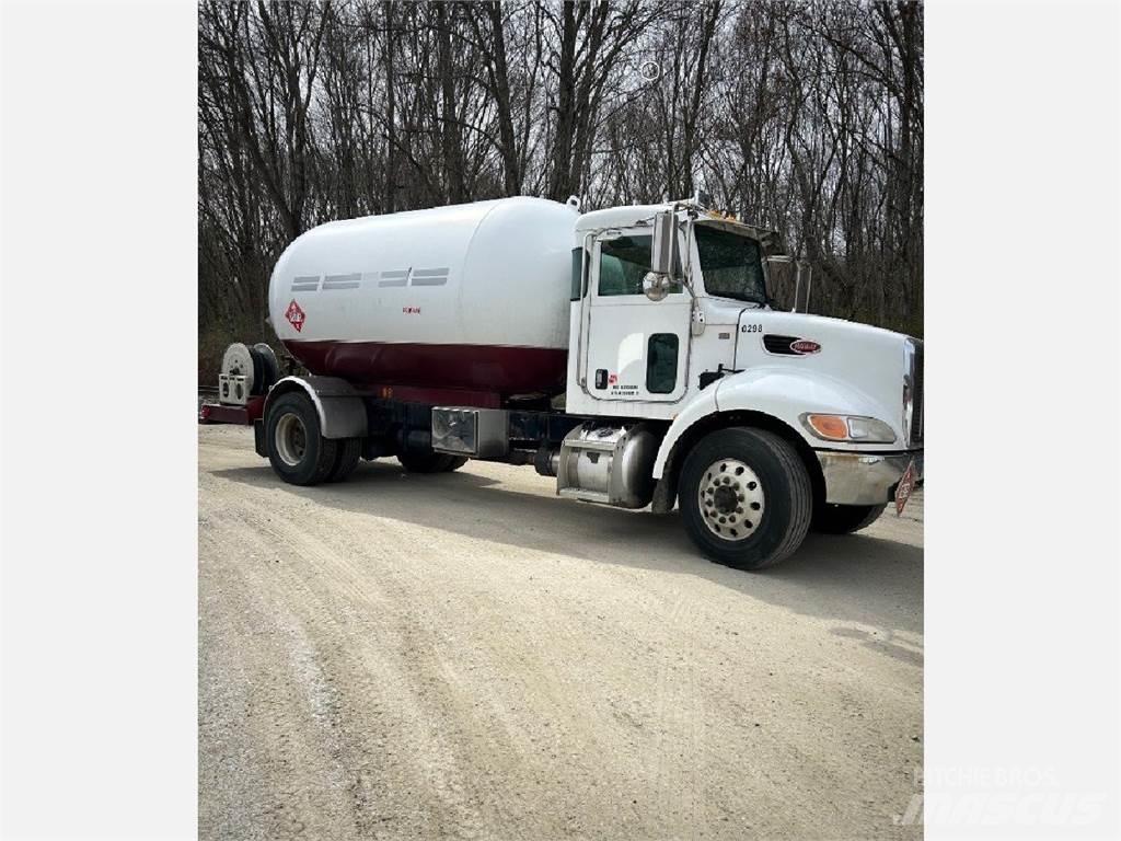 Peterbilt 335 Övriga bilar