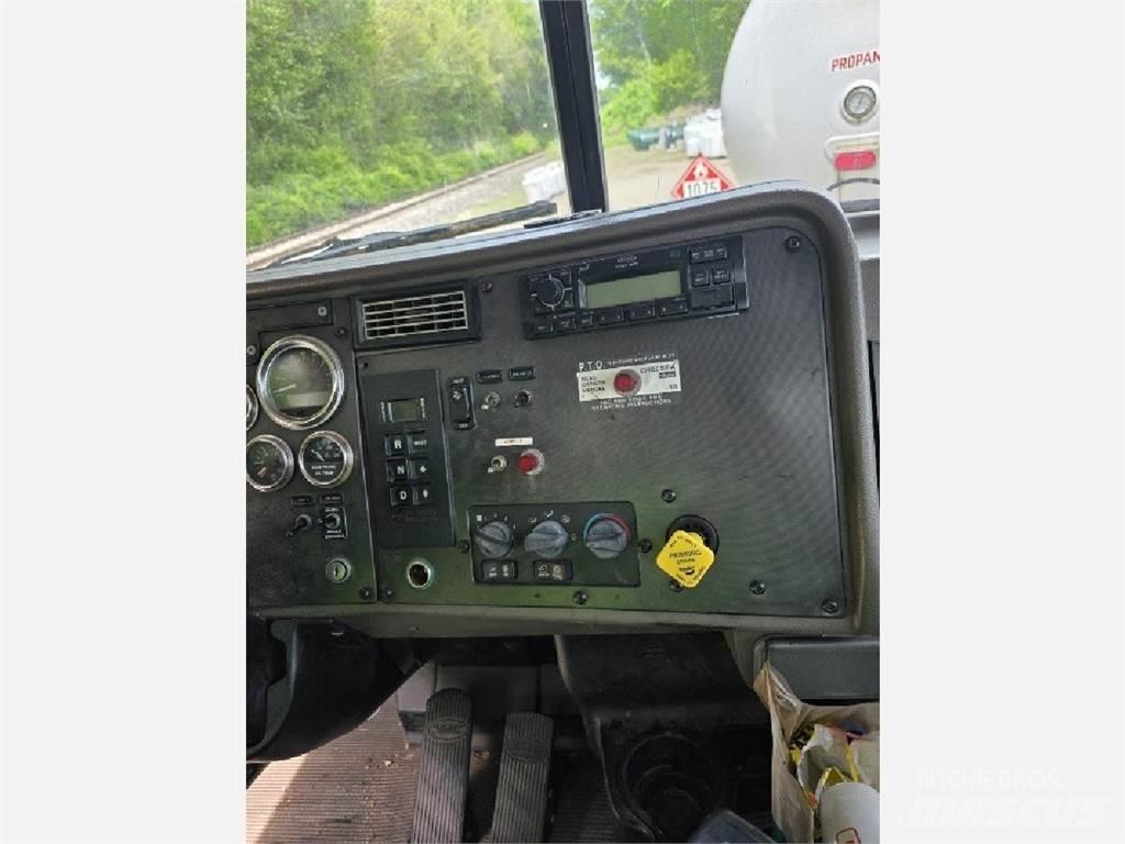Peterbilt 335 Övriga bilar