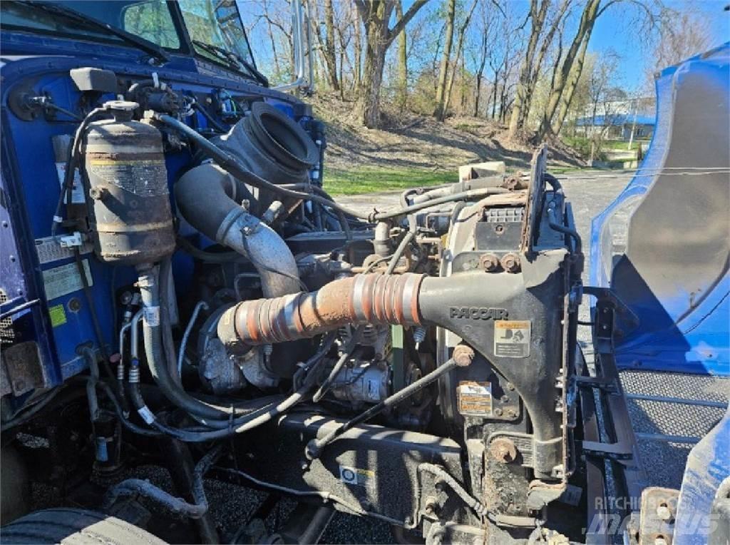 Peterbilt 337 Flakbilar