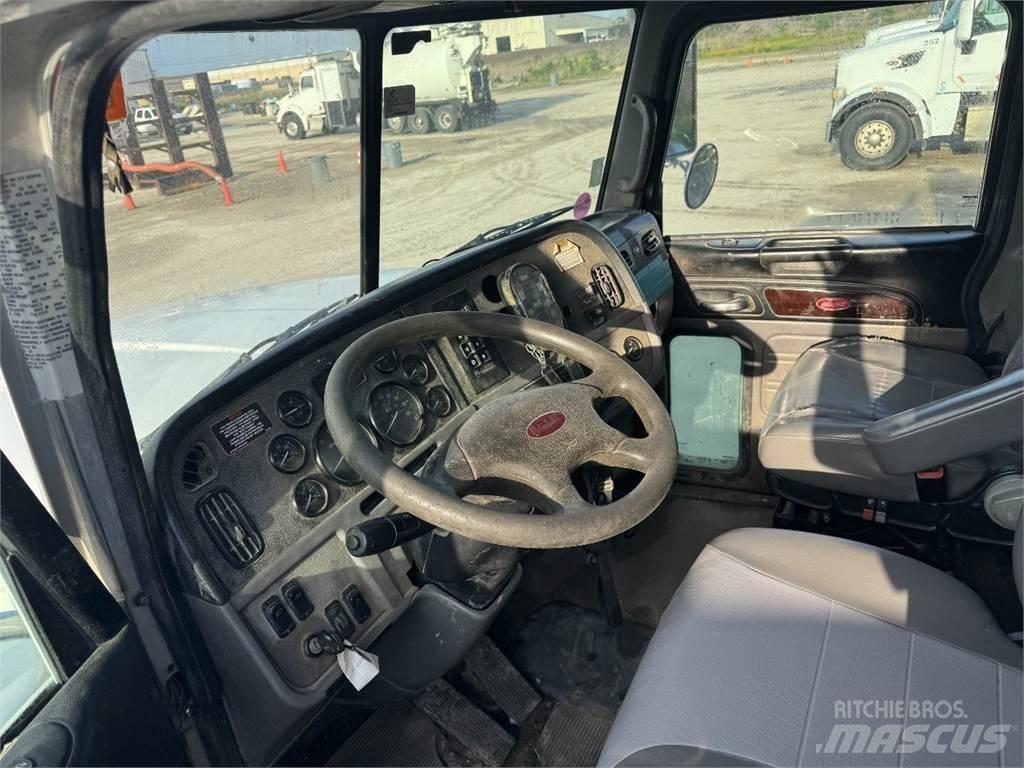 Peterbilt 367 Övriga bilar