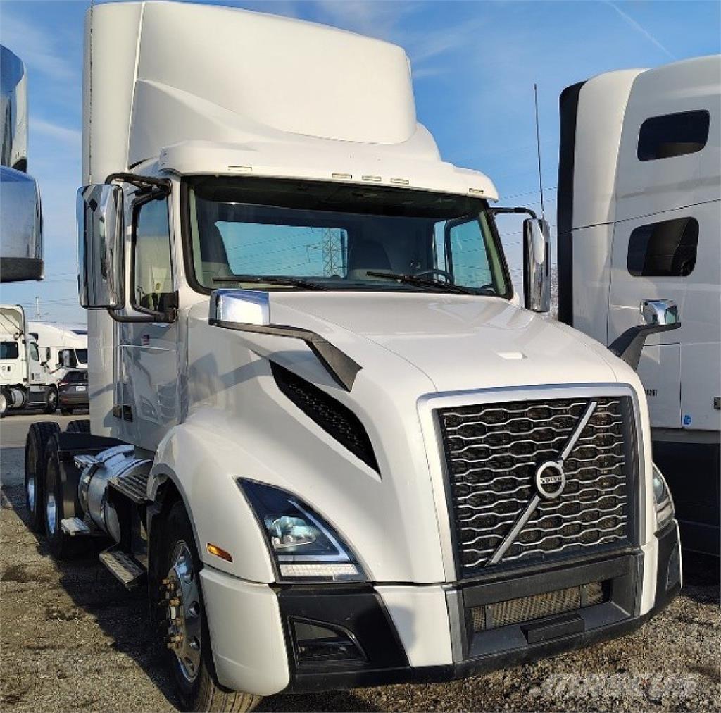 Volvo VNL300 Dragbilar