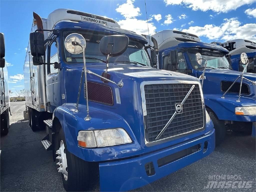 Volvo VNM64T200 Skåpbilar Kyl/Frys/Värme