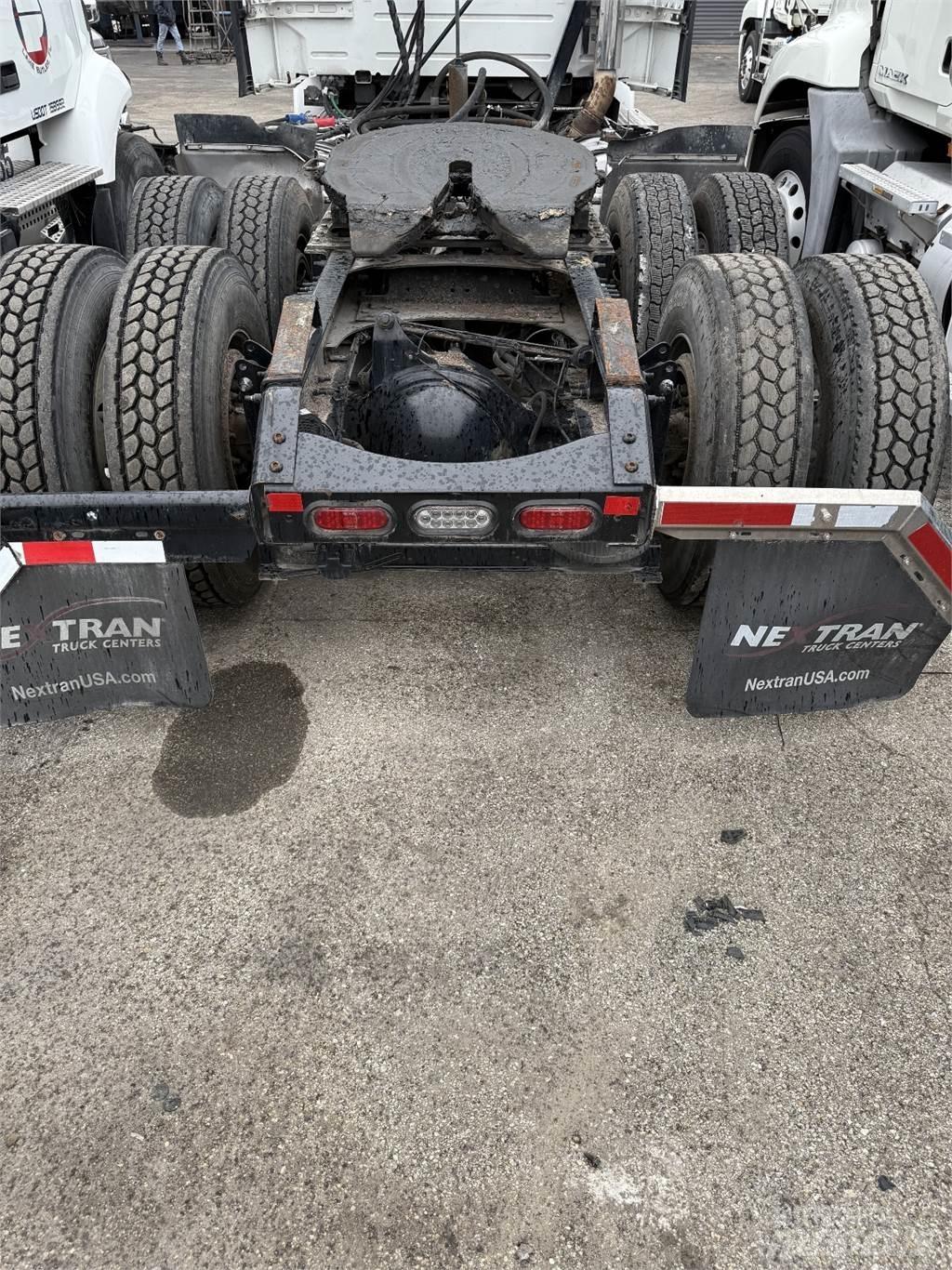 Volvo VNR64T300 Dragbilar