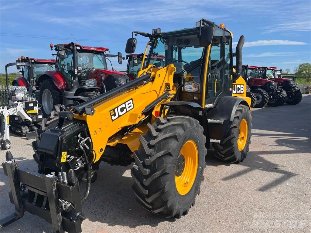 JCB TM320S Teleskoplastare