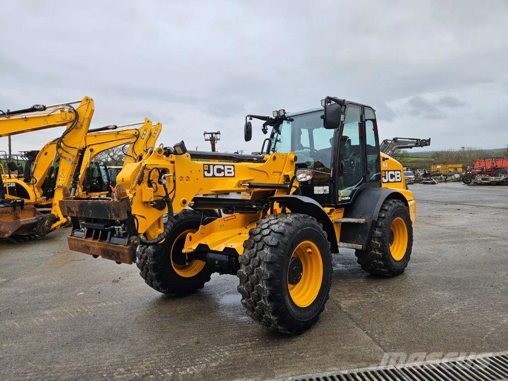 JCB TM320S Teleskoplastare