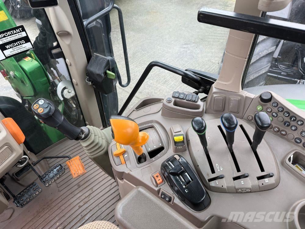 John Deere 6120M Traktorer