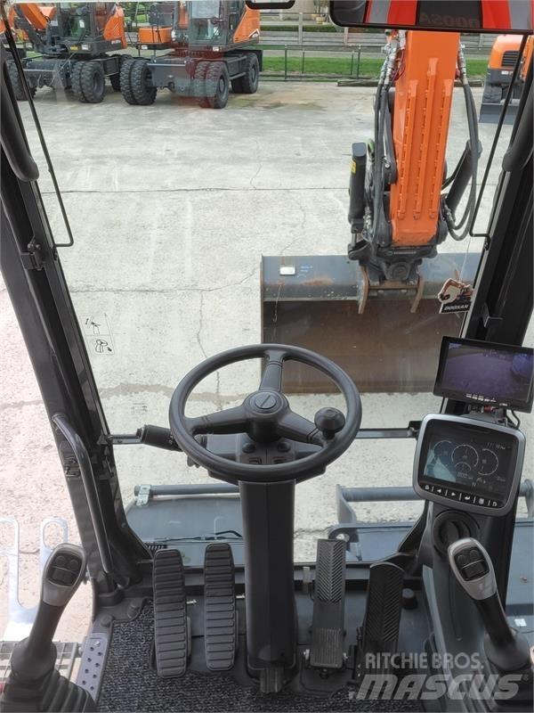 Doosan DX140W-5 Hjulgrävare