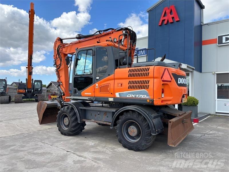 Doosan DX170W-5 Hjulgrävare
