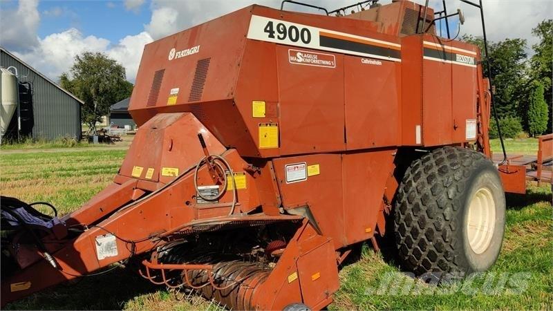 Hesston 4900 Fyrkantspressar
