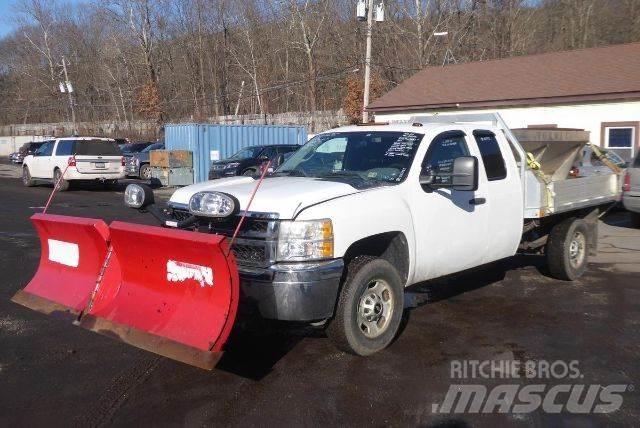 Chevrolet 2500HD Flakbilar/Pickuper