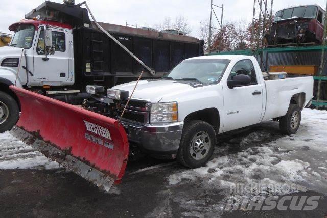 Chevrolet 2500HD Flakbilar/Pickuper