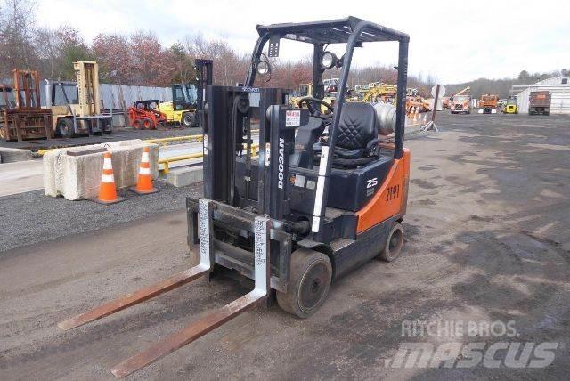 Doosan GC25P-5 Övriga motviktstruckar