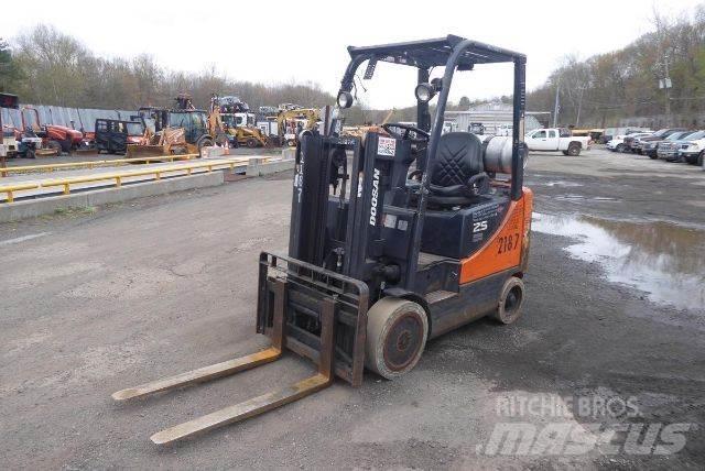 Doosan GC25P-5 Övriga motviktstruckar