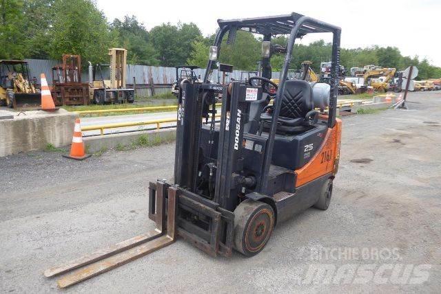 Doosan GC25P-5 Övriga motviktstruckar