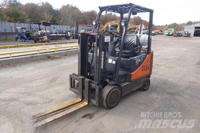 Doosan GC25P-5 Övriga motviktstruckar