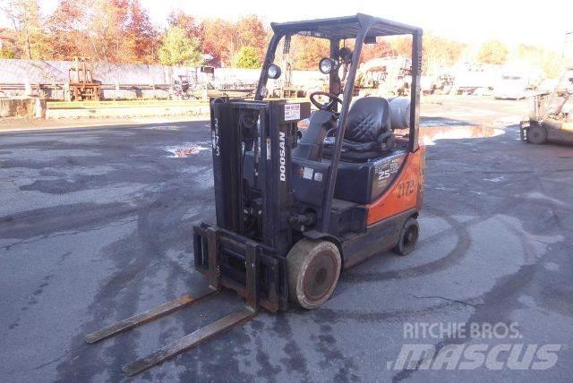 Doosan GC25P-5 Övriga motviktstruckar