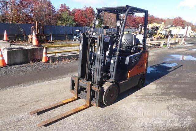 Doosan GC25P-5 Övriga motviktstruckar